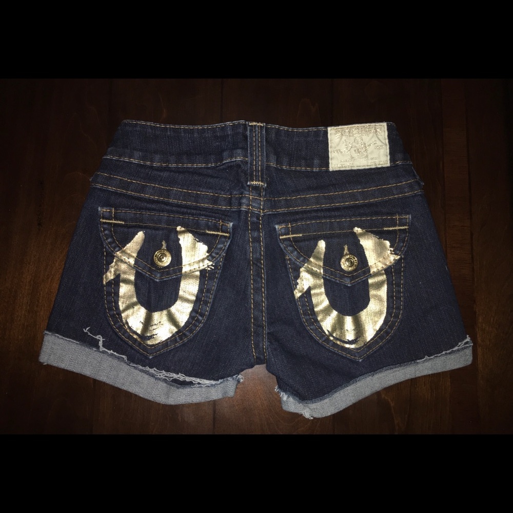 True Religion Jeans shorts size 25